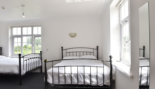 Standard Quadruple Room, 1 Queen Bed