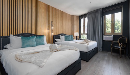 Signature Room
