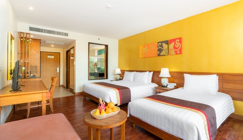 Deluxe Triple Room, Pool View (Family)