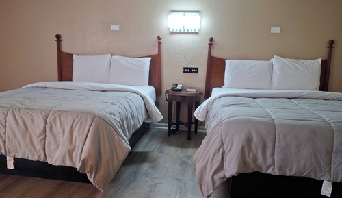 Standard Room, 2 Queen Beds