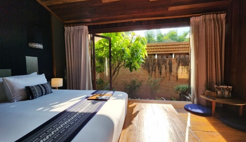 Junior Studio Suite, Garden View