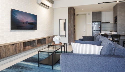 1 Bedroom Apartment
