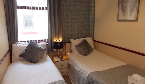 Twin Room (Rooms 2 & 7)