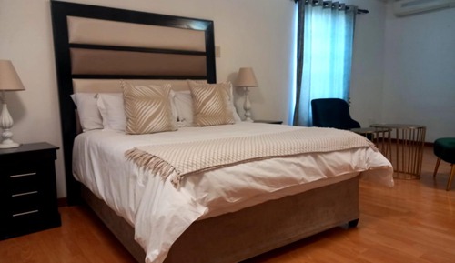 Honeymoon Room