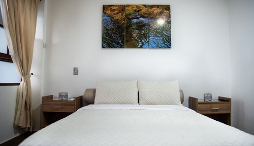 Basic Room, 1 Queen Bed