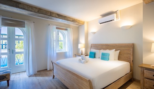 City Apartment (3 Bedrooms)