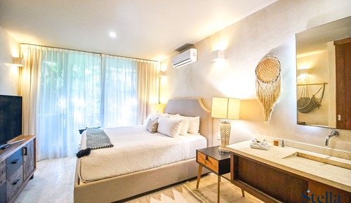 Family Apartment, 6 Bedrooms, Private Pool