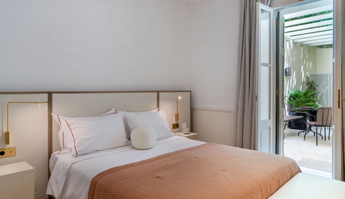 Exclusive Studio Suite