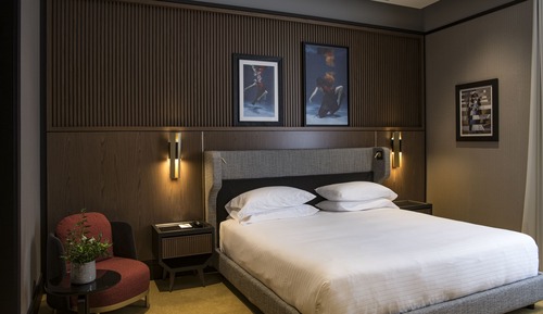 Prestige Room