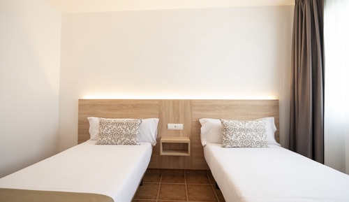 Family Apartment, 3 Bedrooms, Terrace