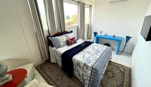 Panoramic Triple Room