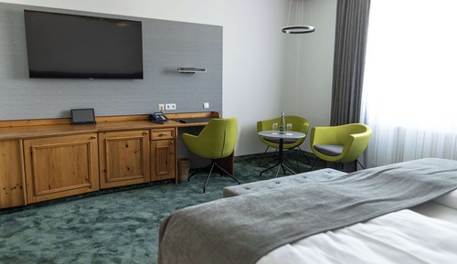 Standard Room, 1 King Bed