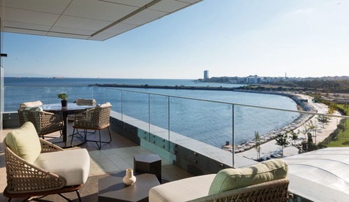 Two Bedroom Smaller Residence, 1 King Bed & 1 Queen Bed, Sea View, Executive Lounge Access