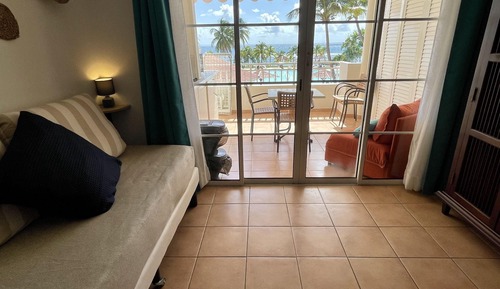 Panoramic Studio Suite, Pool View, Poolside (Barbadine 1010)