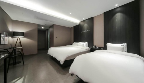 Room (Family Twin (2 PCs with high specific)