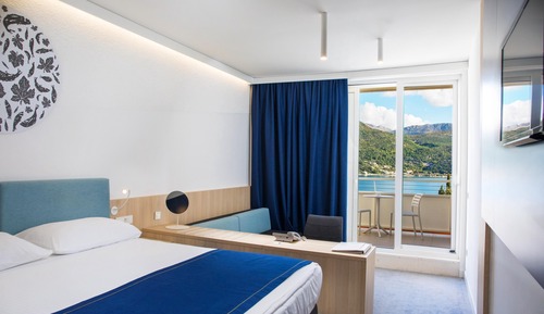 Superior Double or Twin Room, Sea View
