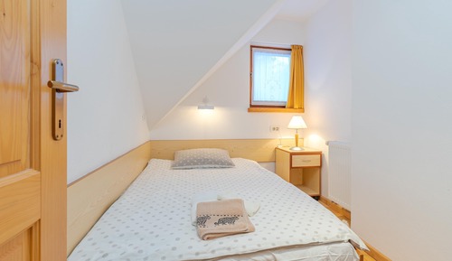 Family House, 2 Bedrooms, Mountainside (Alpine Retreat Gaja Kranjska Gora)