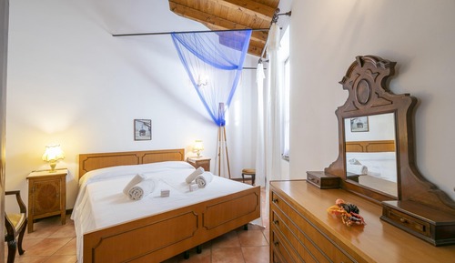 Standard Apartment, 1 Bedroom (Gufo - Navy- 100m  Near Lake)