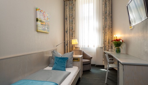 Standard Single Room