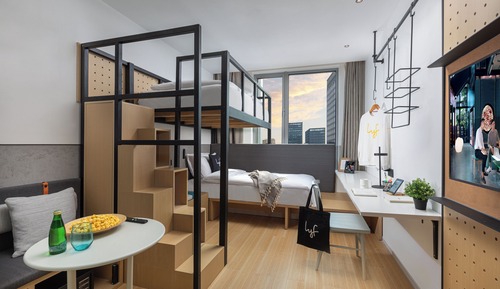 Room (Up and Down)