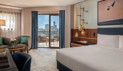 Luxury Room, 1 King Bed, River View