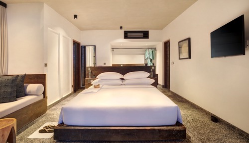 2 Bedroom Suite Pool Villa with Complimentary One-Time Lunch