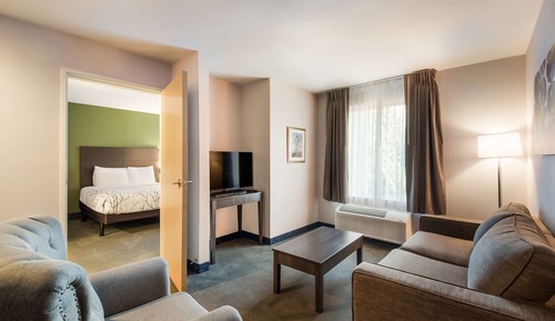 Suite, 2 Queen Beds, Non Smoking, Refrigerator & Microwave (with Sofabed)