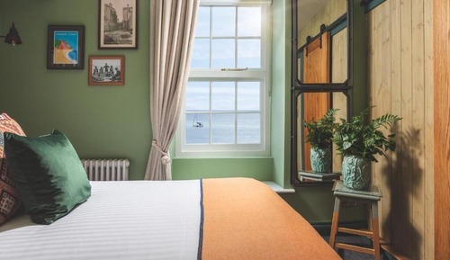 Signature Twin Room
