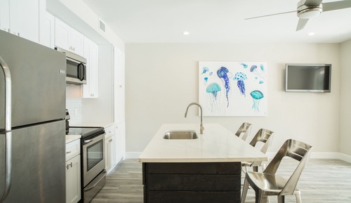 Suite, 1 Bedroom, Pool View