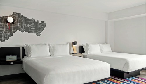 Room, 2 Queen Beds (Mobility/Hearing Access, Roll-In Shwr)