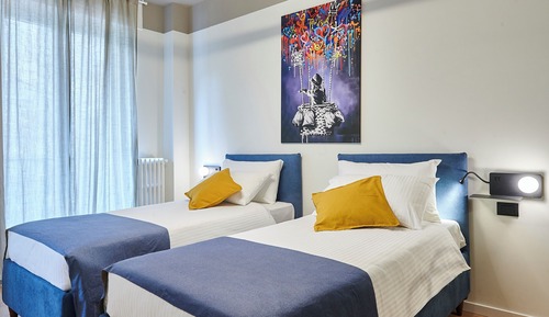 Deluxe Twin Room