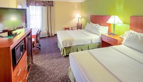 Room, 2 Queen Beds, Accessible, Non Smoking