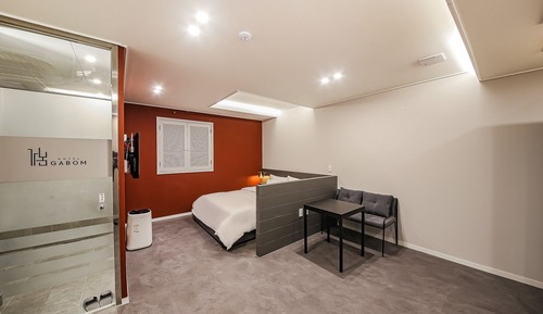 Room (Style King (with styler wide room bat)
