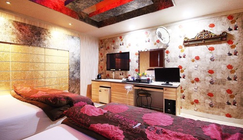 Room (Twin (PC/bathtub/100% disinfection/go)