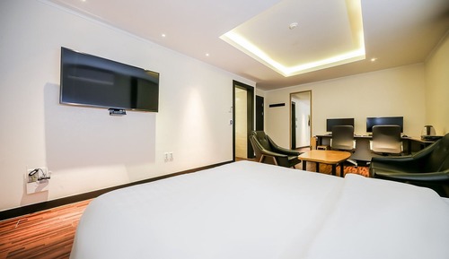 Room (Premium - 2pcStyler (High spec / Bag )