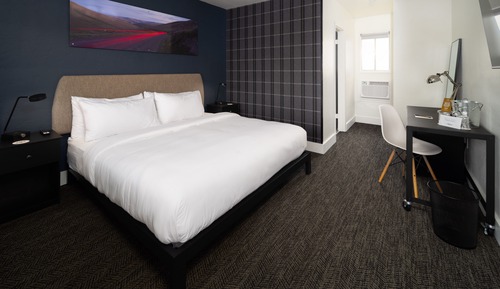 Deluxe Single Room