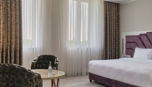 Premium Room