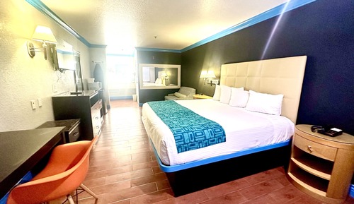 Signature Suite, 1 King Bed