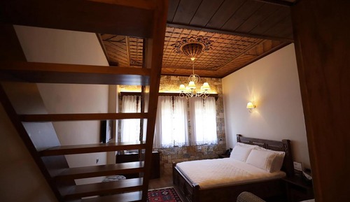 Duplex Quadruple Room