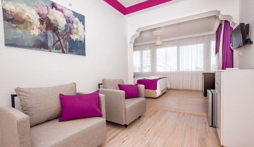 Family Studio Suite