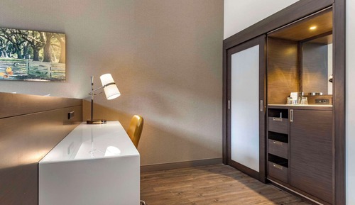 Standard Room, 1 King Bed, Non Smoking