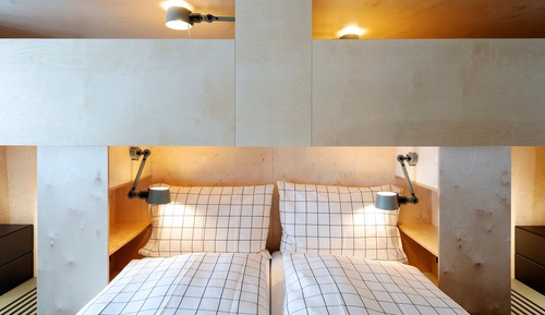 4-bed Room