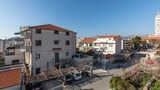 Apartment (Neven - comfortable & great location )