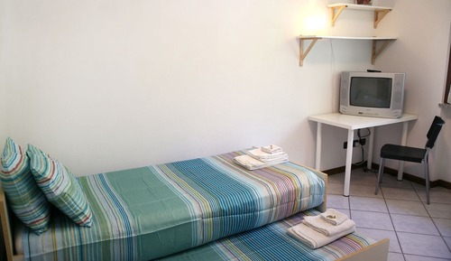 Apartment, 2 Bedrooms, Terrace, Garden View