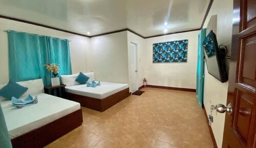 Classic Quadruple Room