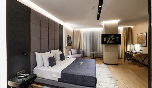 Superior Suite Room