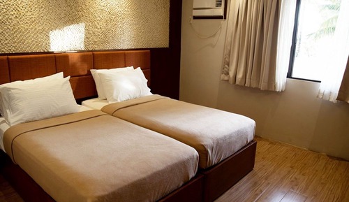 Junior Twin Room