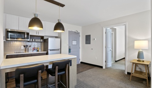 Studio Suite, Kitchen