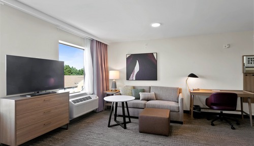 Suite, 2 Bedrooms, Kitchen
