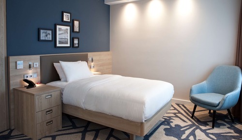 Room, 1 Queen Bed, Accessible